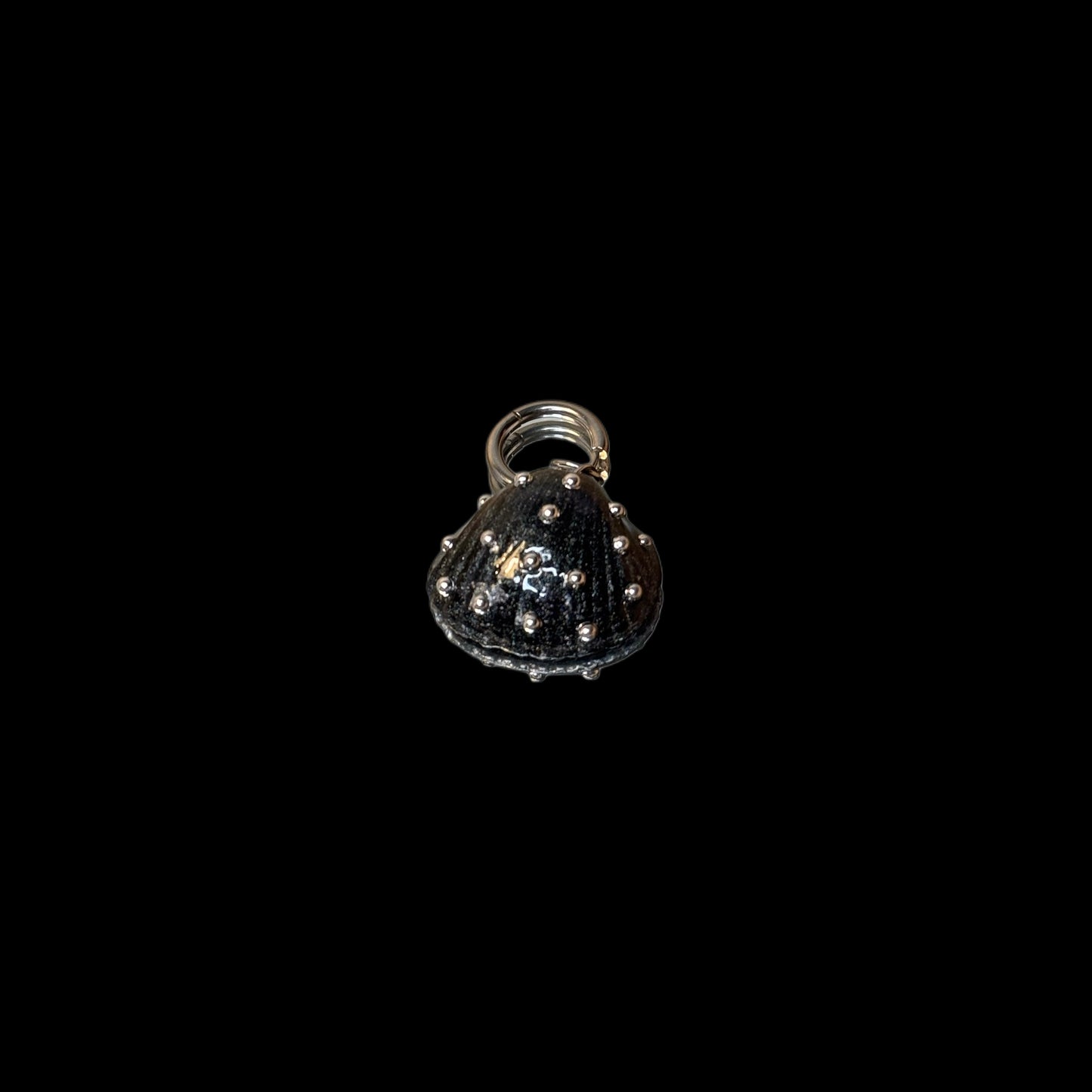 Lunis single earring