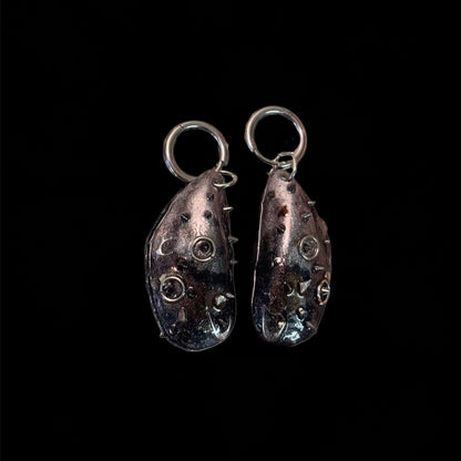 Feralis earrings